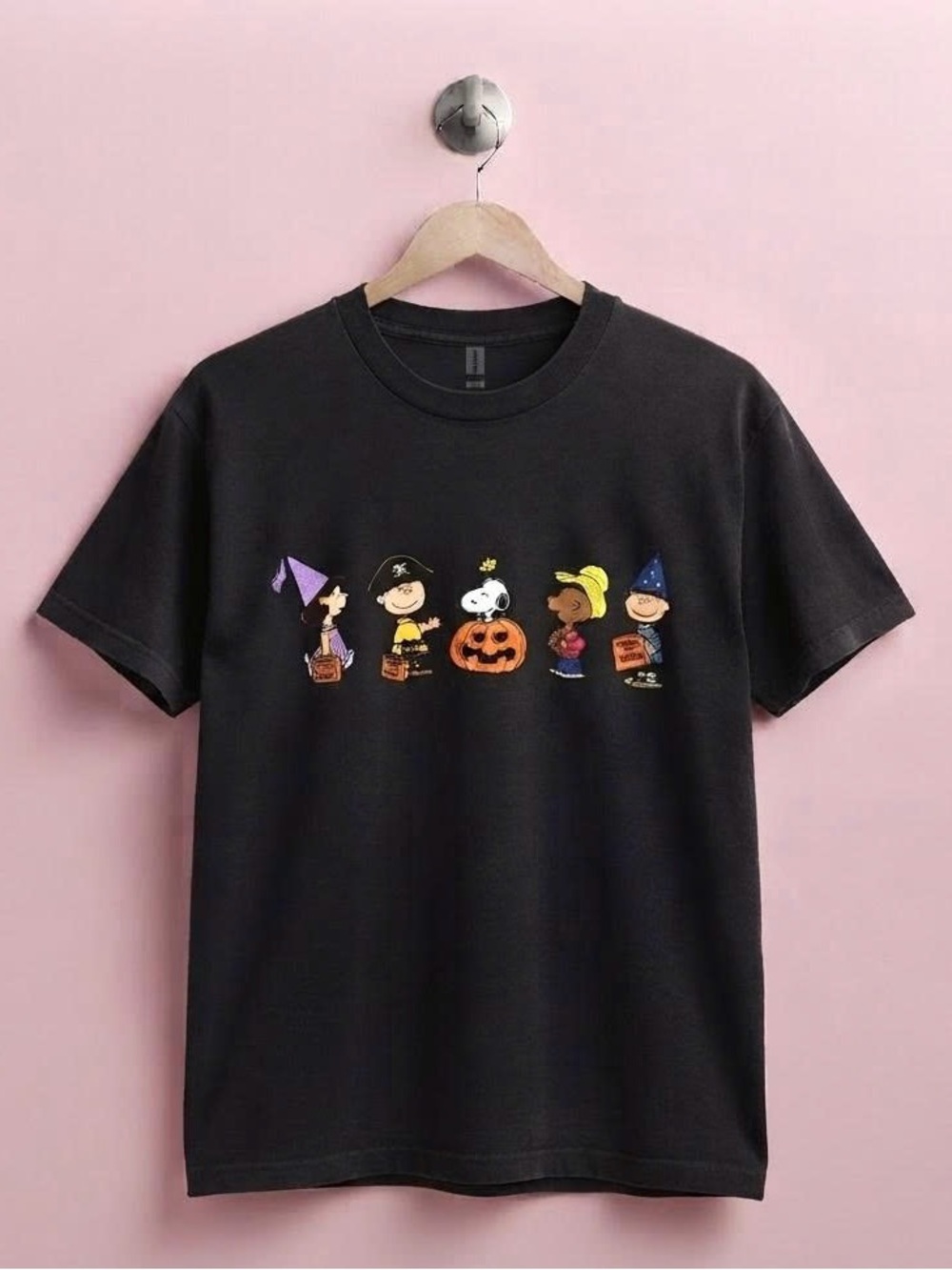 Halloween Peanuts Gang Snoopy Pumpkin Graphic Tee Black Shirt
